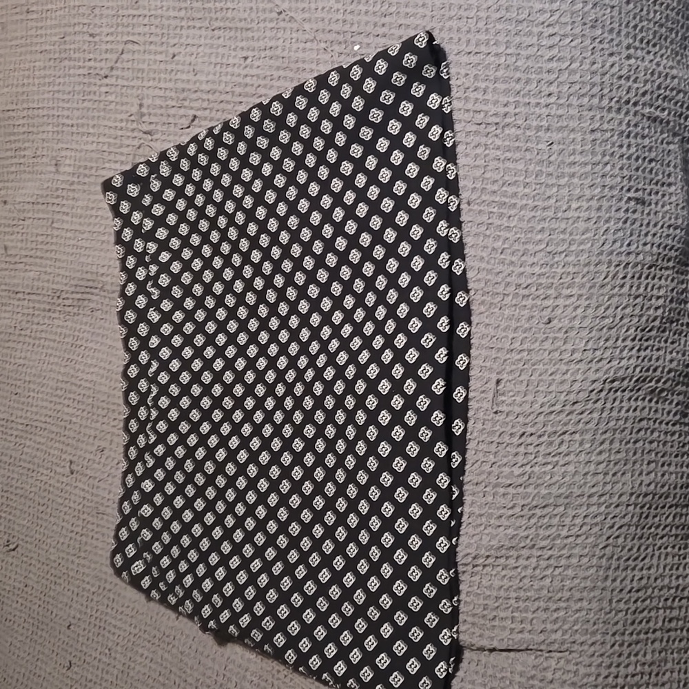 Croft and Barrow XL Skirt with Built In Shorts Black and White Pockets Pullup